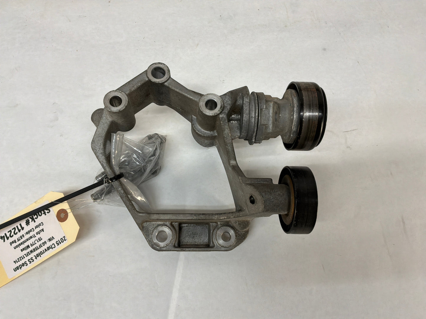 2015 Chevy SS Sedan AC A/C Air Conditioner Compressor Bracket w/ Hardware OEM