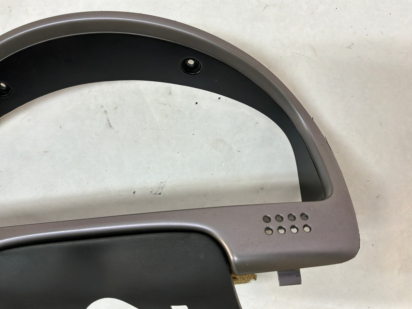 2005 Pontiac GTO Instrument Speedometer Gauge Cluster Bezel Trim Panel OEM