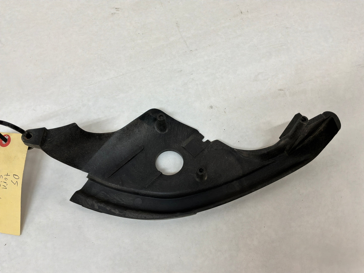 1999 Chevy C5 Corvette RH Passenger Turn Signal Marker Light Bracket OEM