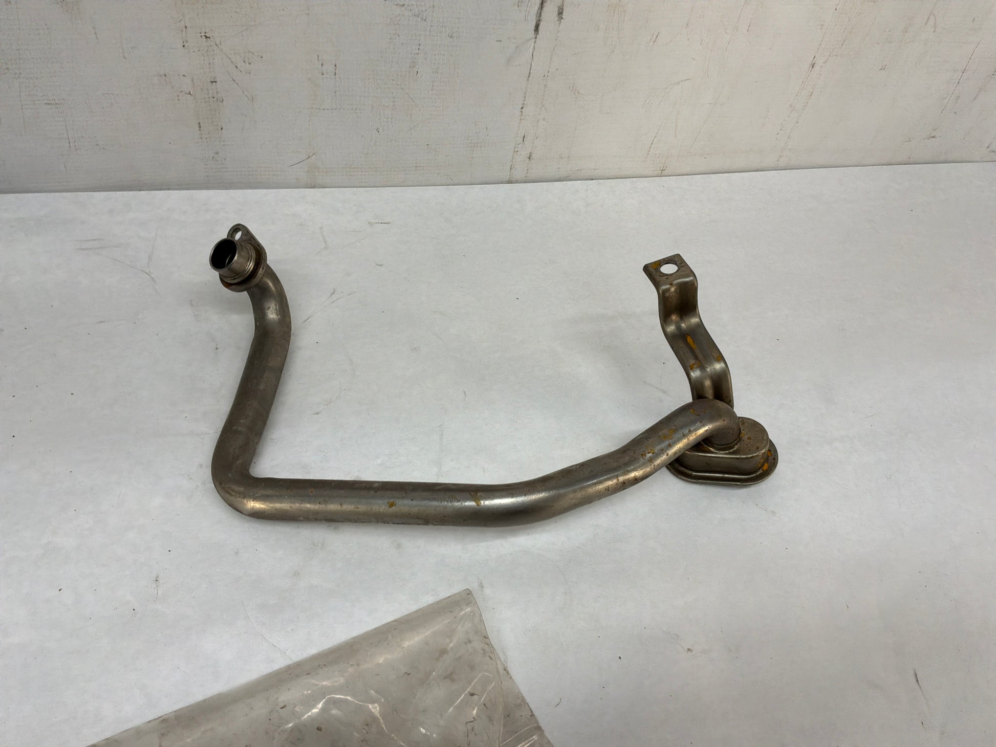 Oil pan w pick up tube - Day's Parts Yard