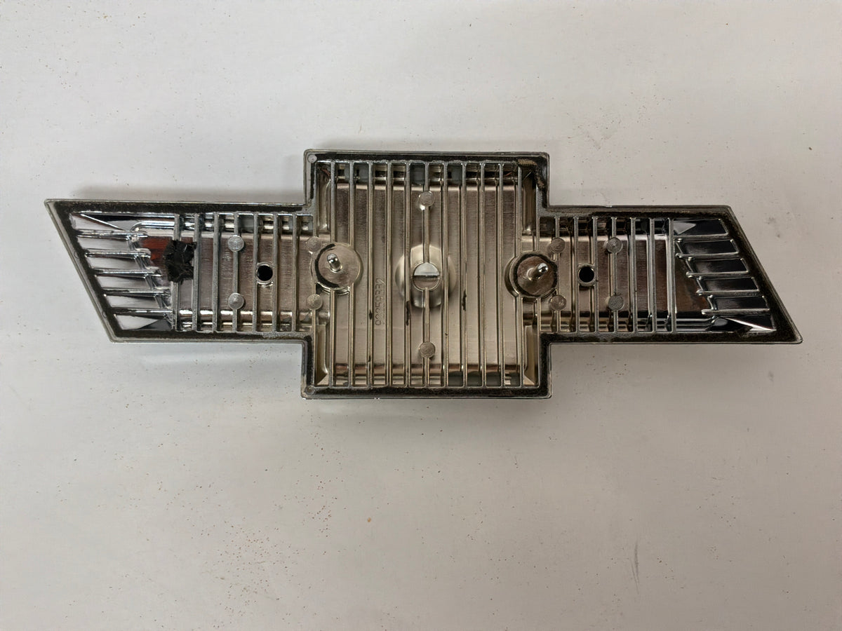 2014 Chevy SS Sedan Rear Trunk Deck Lid Bowtie Emblem Badge Logo OEM