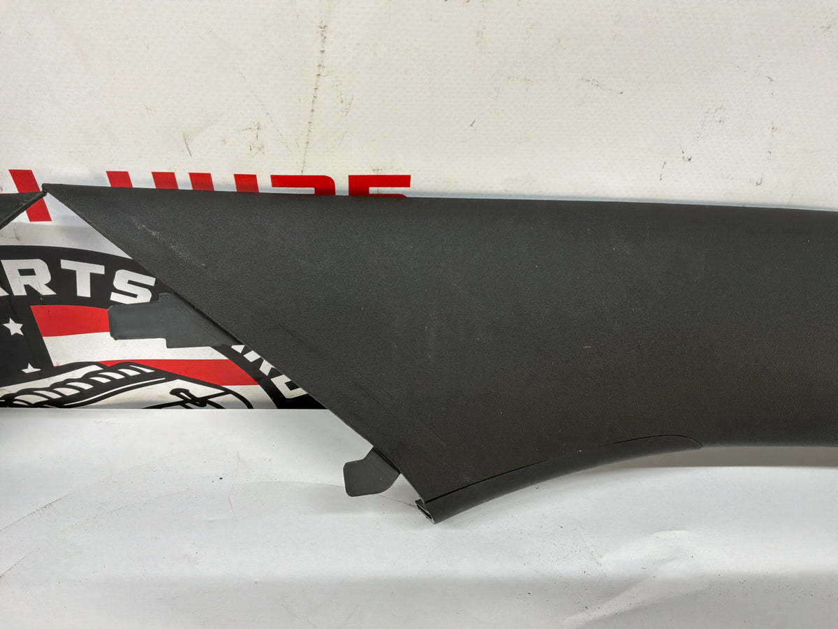 2008 Pontiac G8 GT RH & LH Interior A pillar Windshield Trim Panel OEM