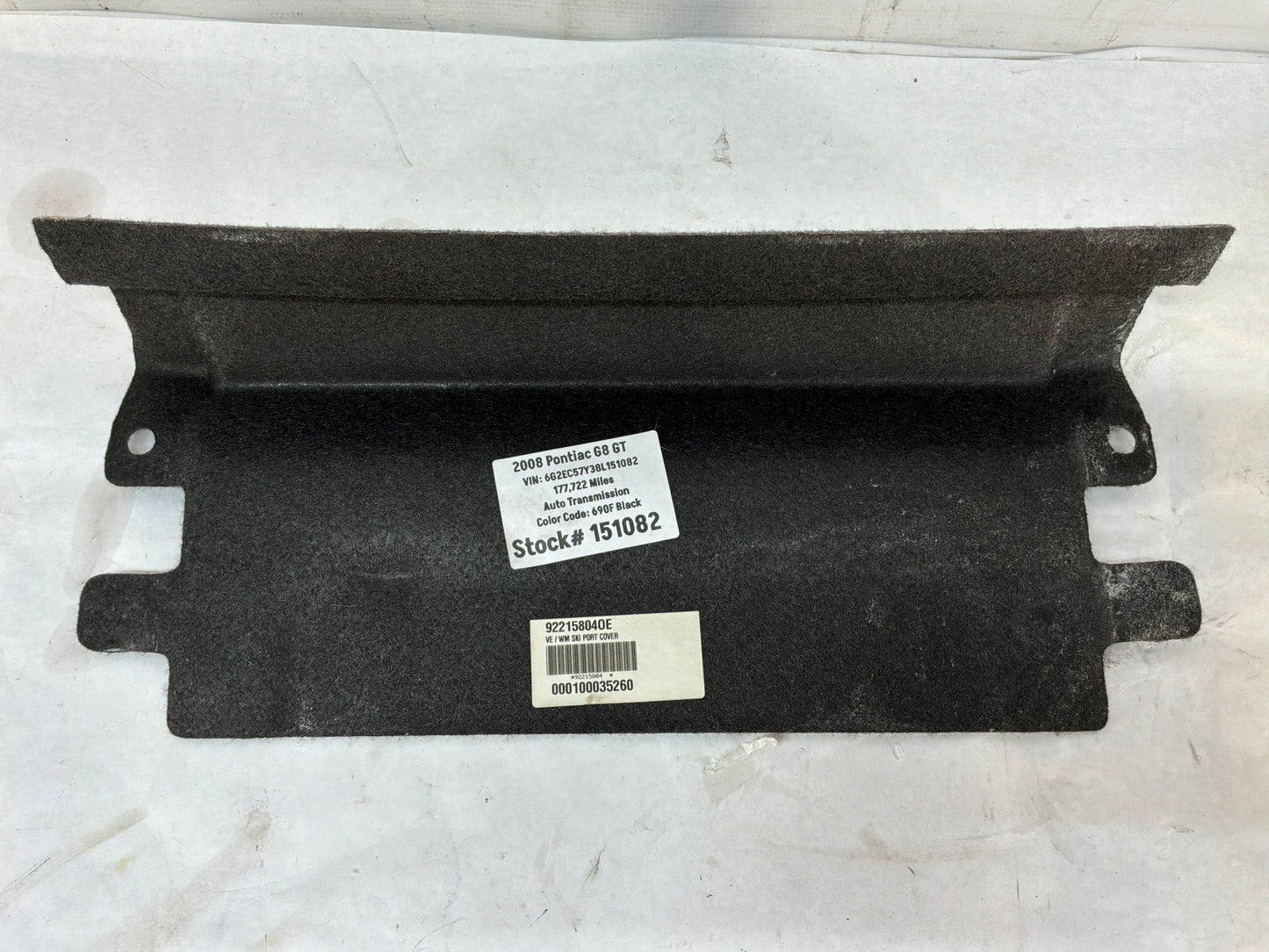 2008 Pontiac G8 GT Rear Seat Flip Down Ski Port Felt Carpet Cover OEM