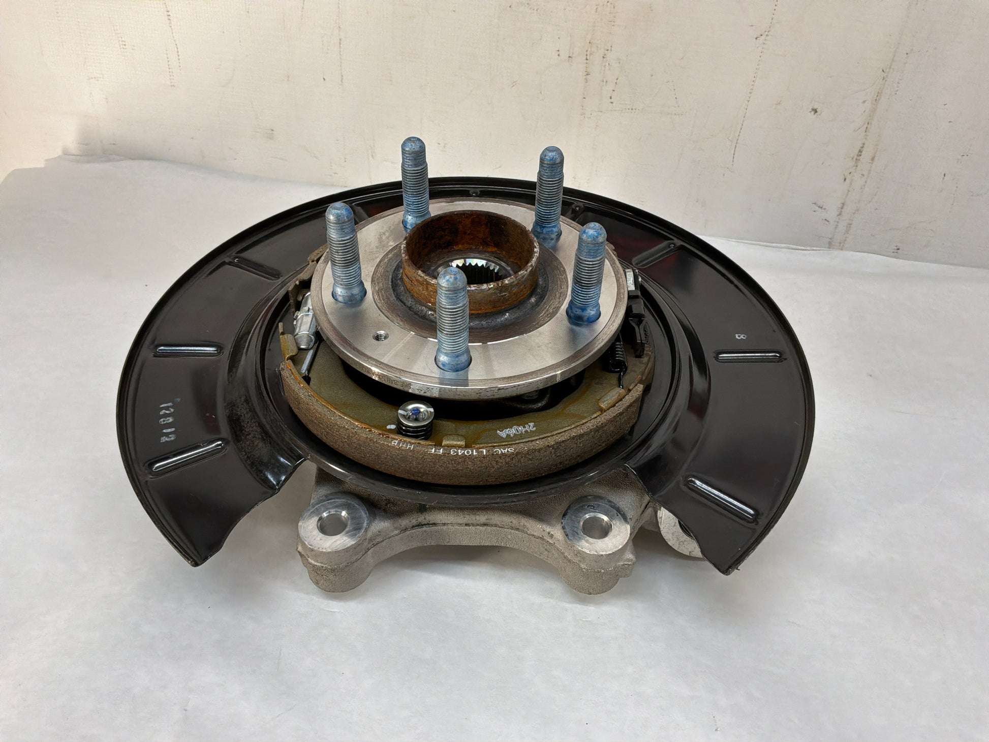 Rh rear spindle - Day's Parts Yard