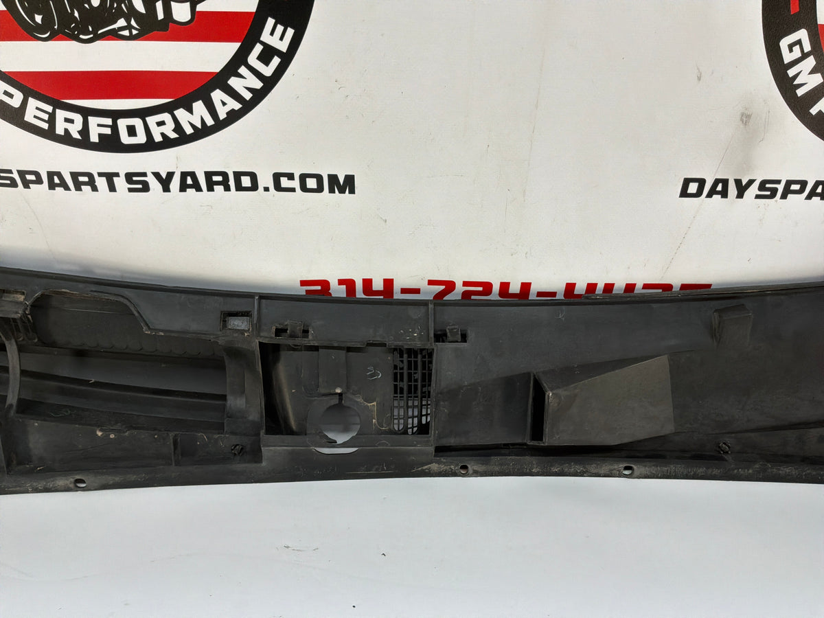 2006 Pontiac GTO Complete Windshield Wiper Cowl Assembly OEM