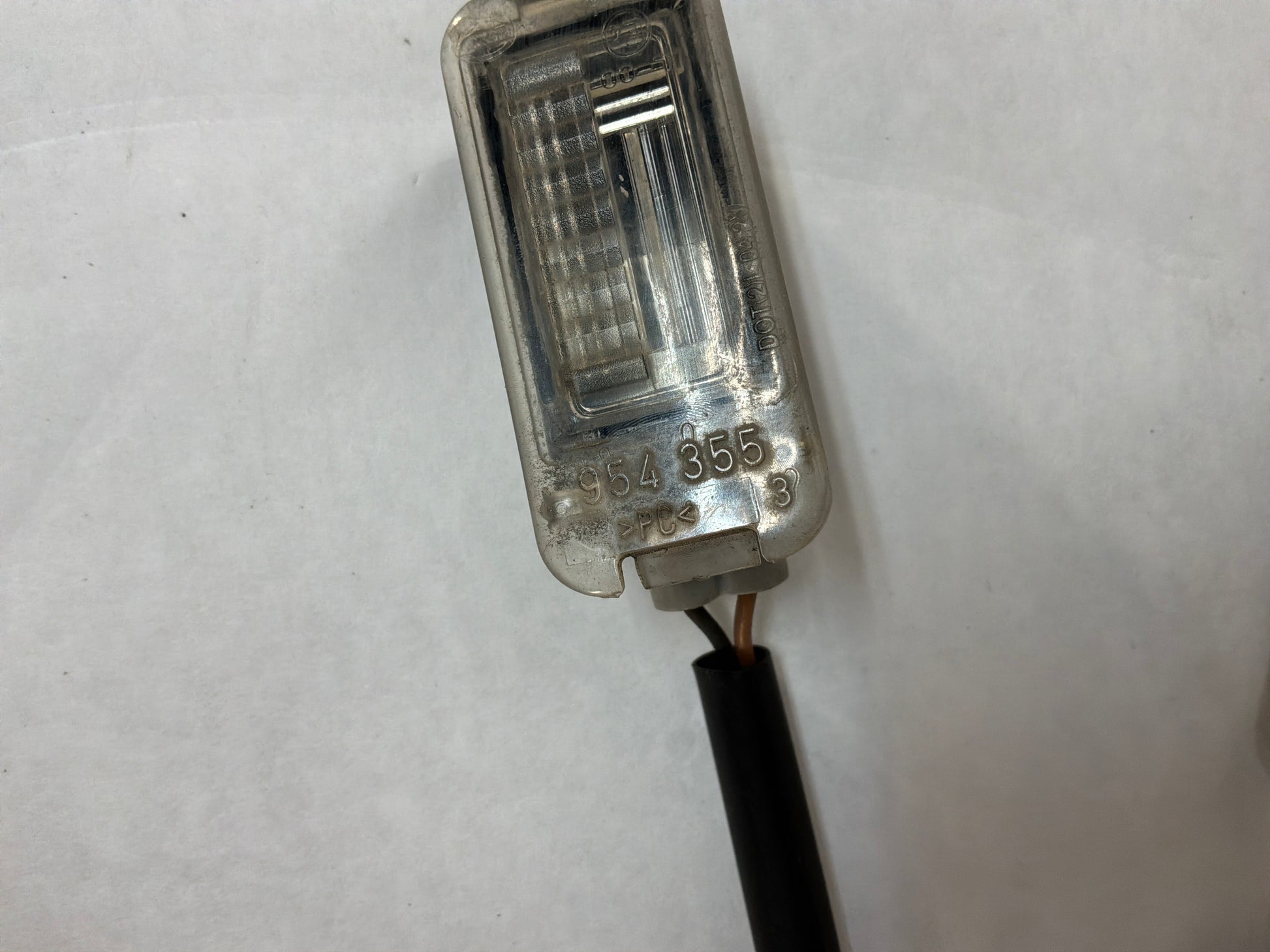 Tag light - Day's Parts Yard
