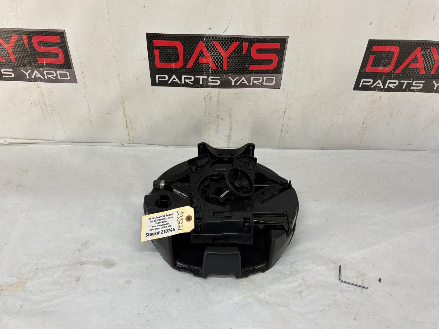 Jack kit - Day's Parts Yard