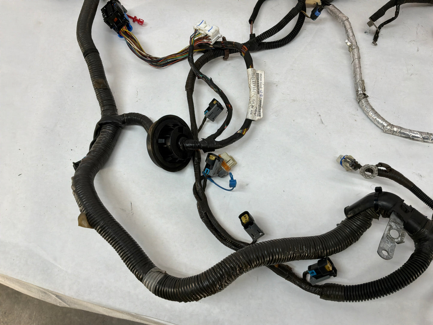 2005 Pontiac GTO Engine Motor Automatic Transmission Wire Wiring Harness OEM