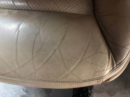 Seats - Day's Parts Yard