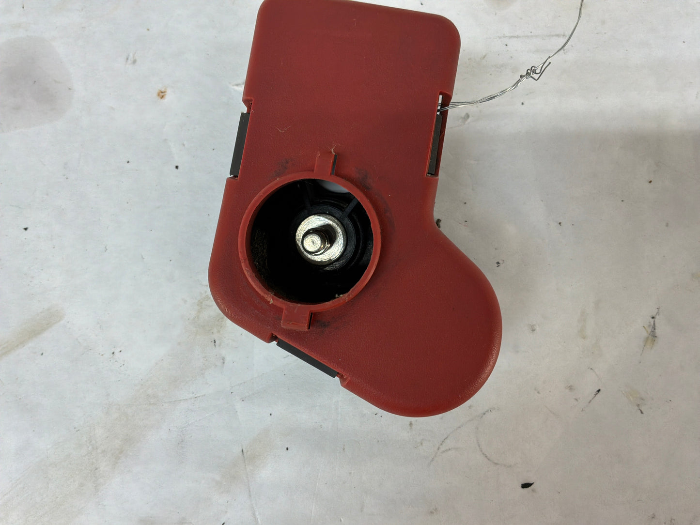 2008 Pontiac G8 GT Positive Battery Jump Start Positive Post Terminal Fuse Cover OEM