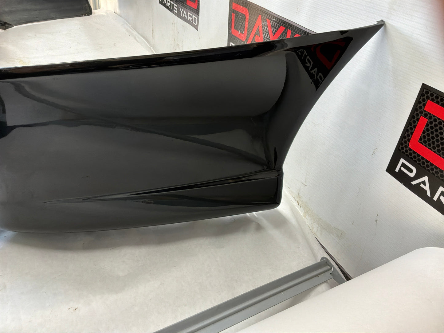 Rear bumper - Day's Parts Yard