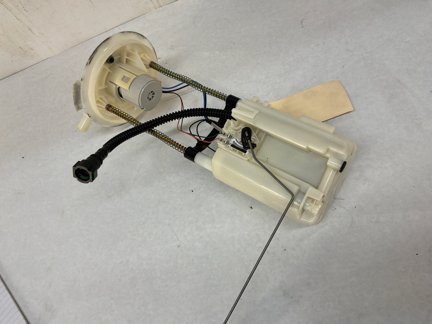 2006 Pontiac GTO Fuel Pump Level Sending Unit OEM