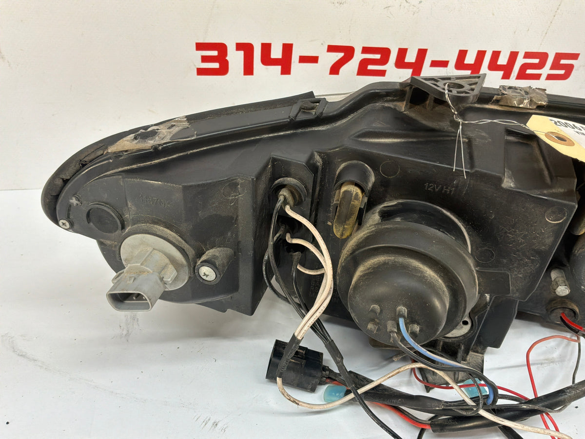 2006 Pontiac GTO LH Driver Headlight Head Light Lamp Aftermarket
