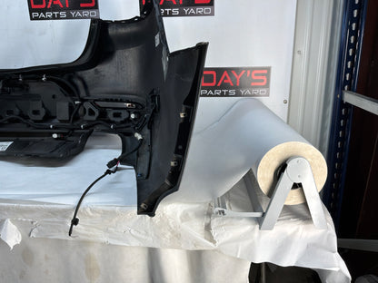 Rear bumper - Day's Parts Yard