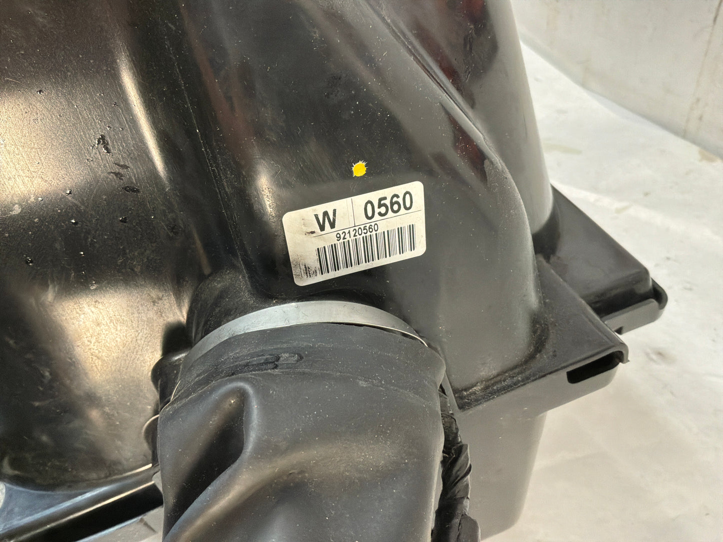 Complete fuel tank - Day's Parts Yard