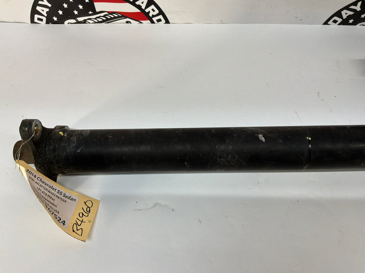 2014 Chevy SS Sedan Automatic Driveshaft Drive Shaft Propeller OEM - Day's Parts Yard