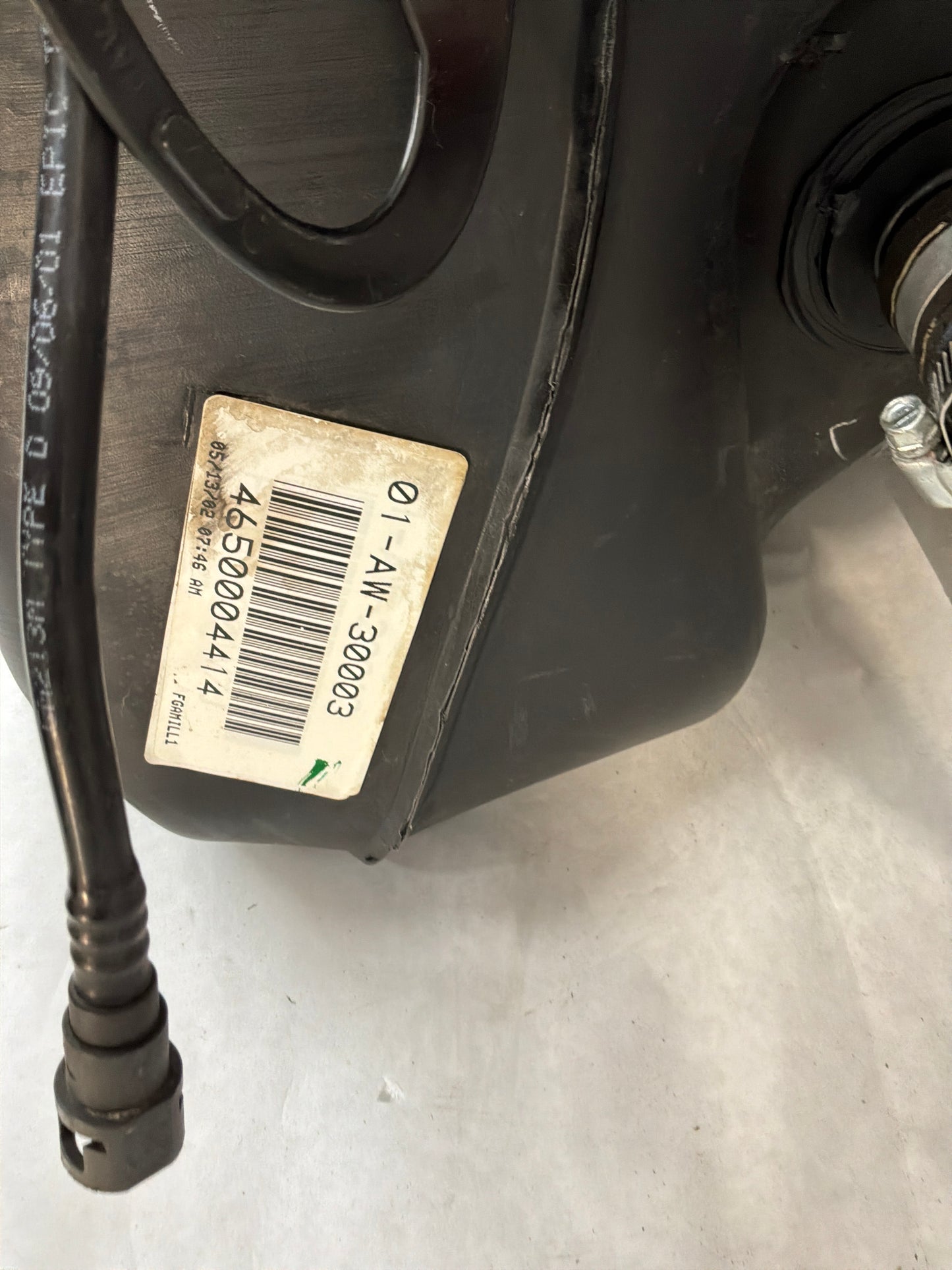 Fuel tank - Day's Parts Yard