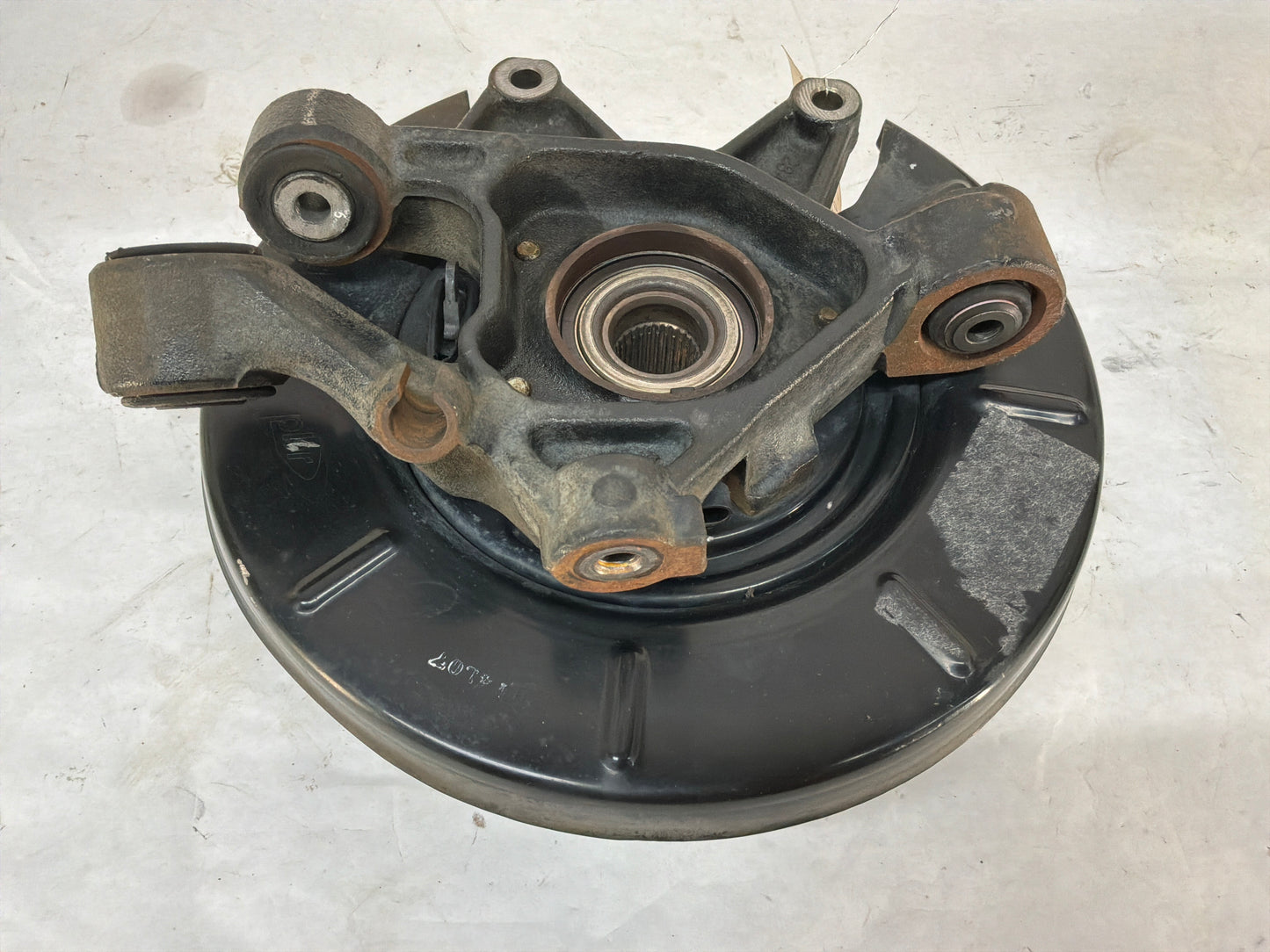 2008 Pontiac G8 GT LH Driver Rear Suspension Spindle Hub Knuckle OEM