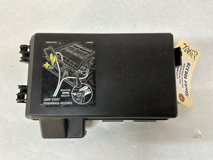 Fuse box - Day's Parts Yard