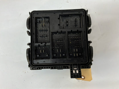 2014 Chevy Caprice PPV Engine Motor Bay Relay Fuse Box Junction Module OEM