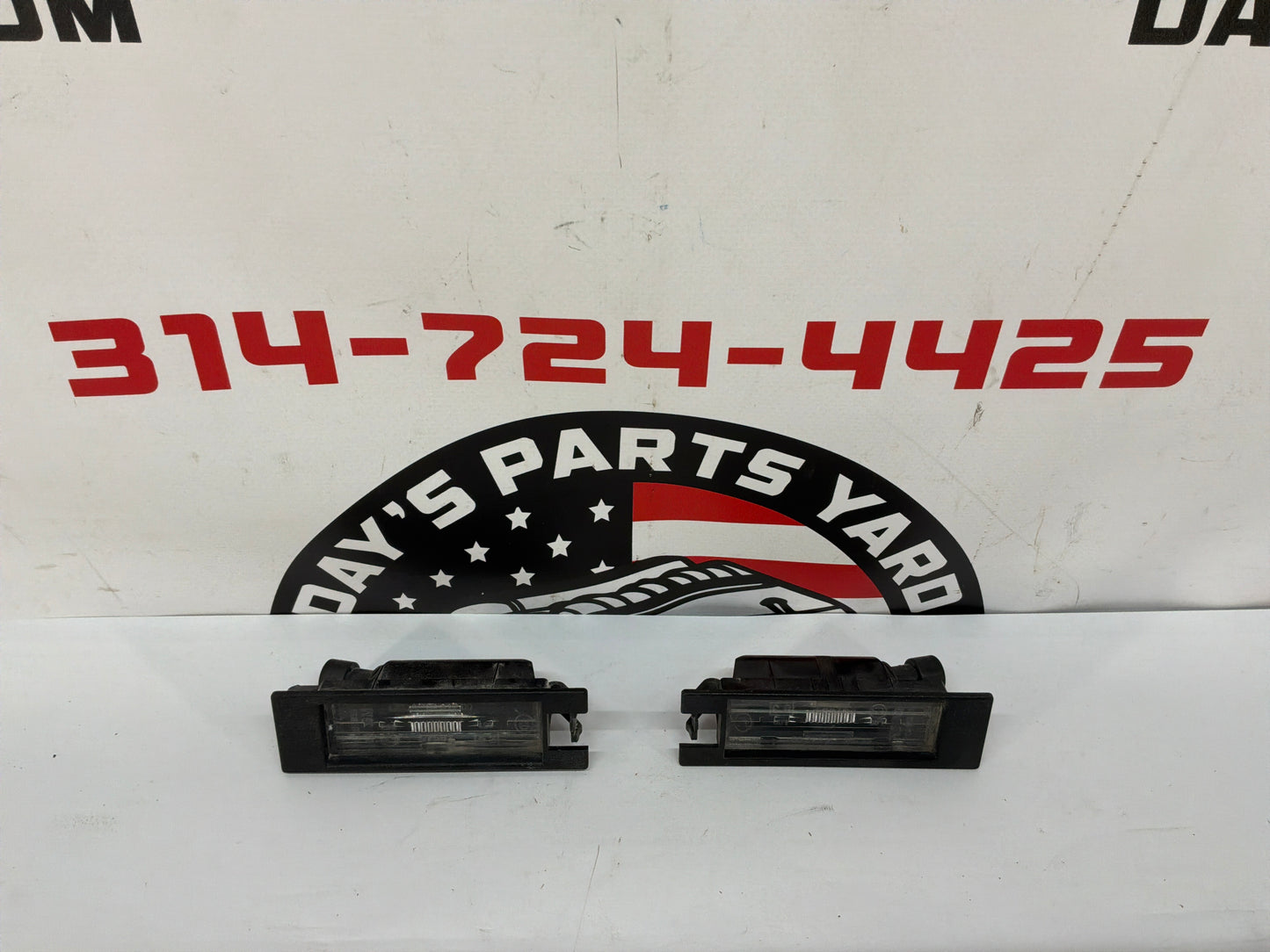 2022 Chevy Camaro SS License Plate Tag Lights RH & LH OEM