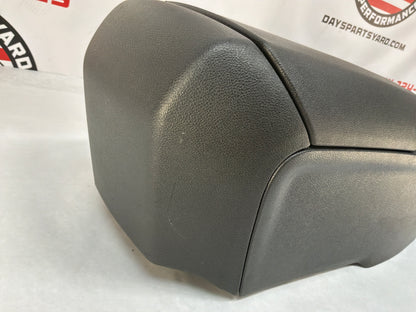 2014 Chevy Camaro SS Manual Transmission Center Console Armrest w/ Boot & Shifter Knob  OEM
