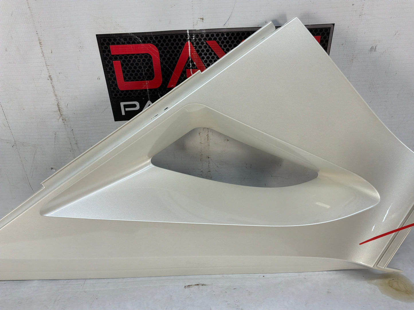 2012 Chevy Avalanche RH Passenger Bed Inner Trim Cargo Box Sail Panel Cladding OEM