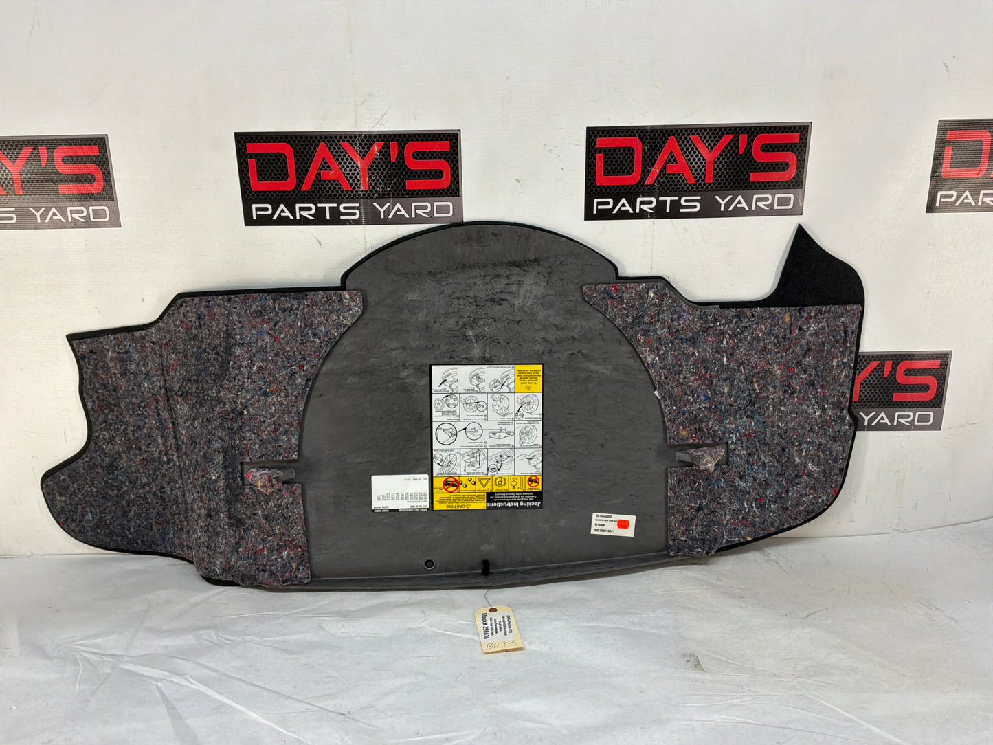 2004 Pontiac GTO Spare Wheel Tire Trunk Interior Cargo Carpet Cover Panel OEM