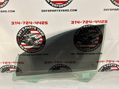 2016 Chevy Caprice PP LH Driver Front Door Window Glass OEM
