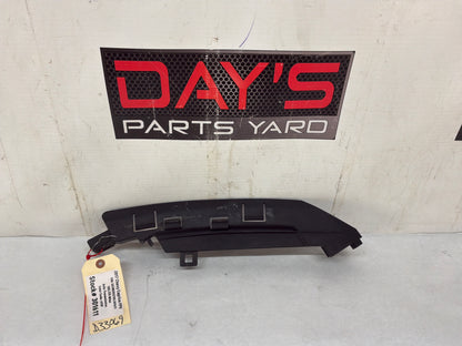 Bumper bracket - Day's Parts Yard