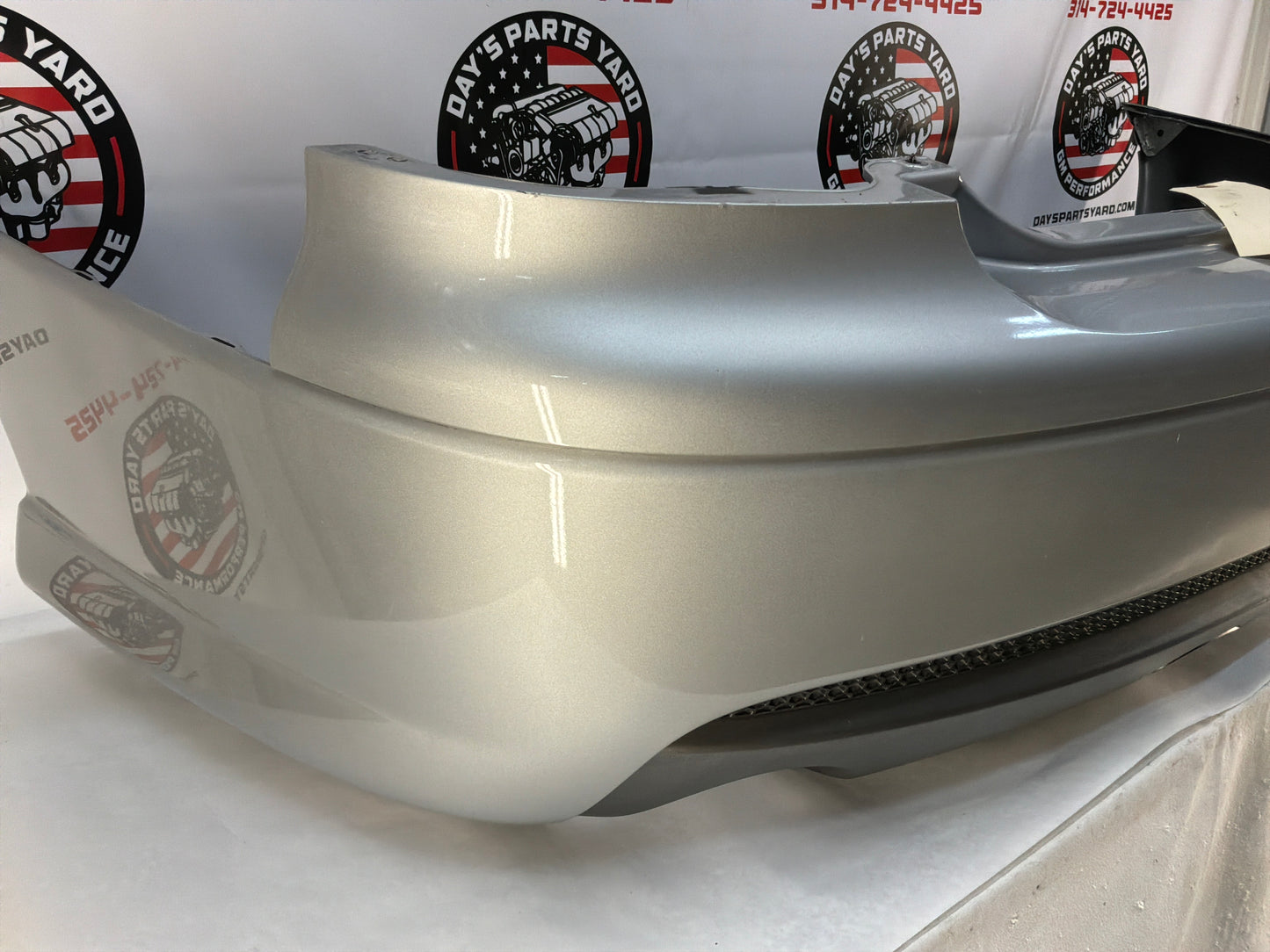 2005 Pontiac GTO Rear Bumper Cover w/ Lower Insert Valance Diffuser Panel Silver OEM