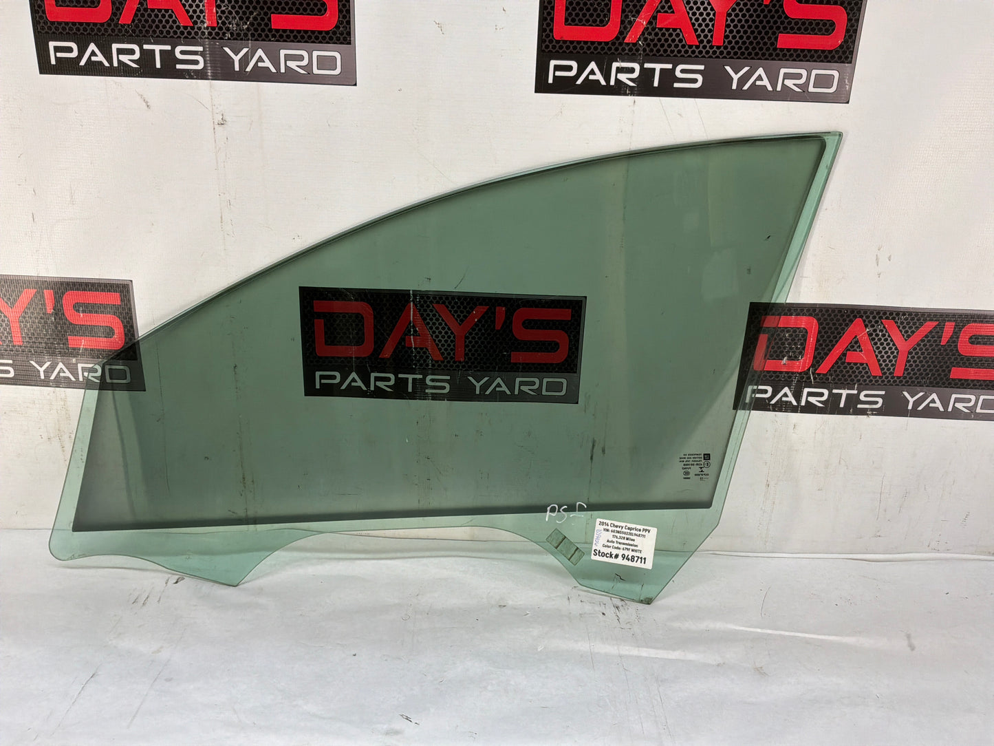 Rh front door window glass - Day's Parts Yard