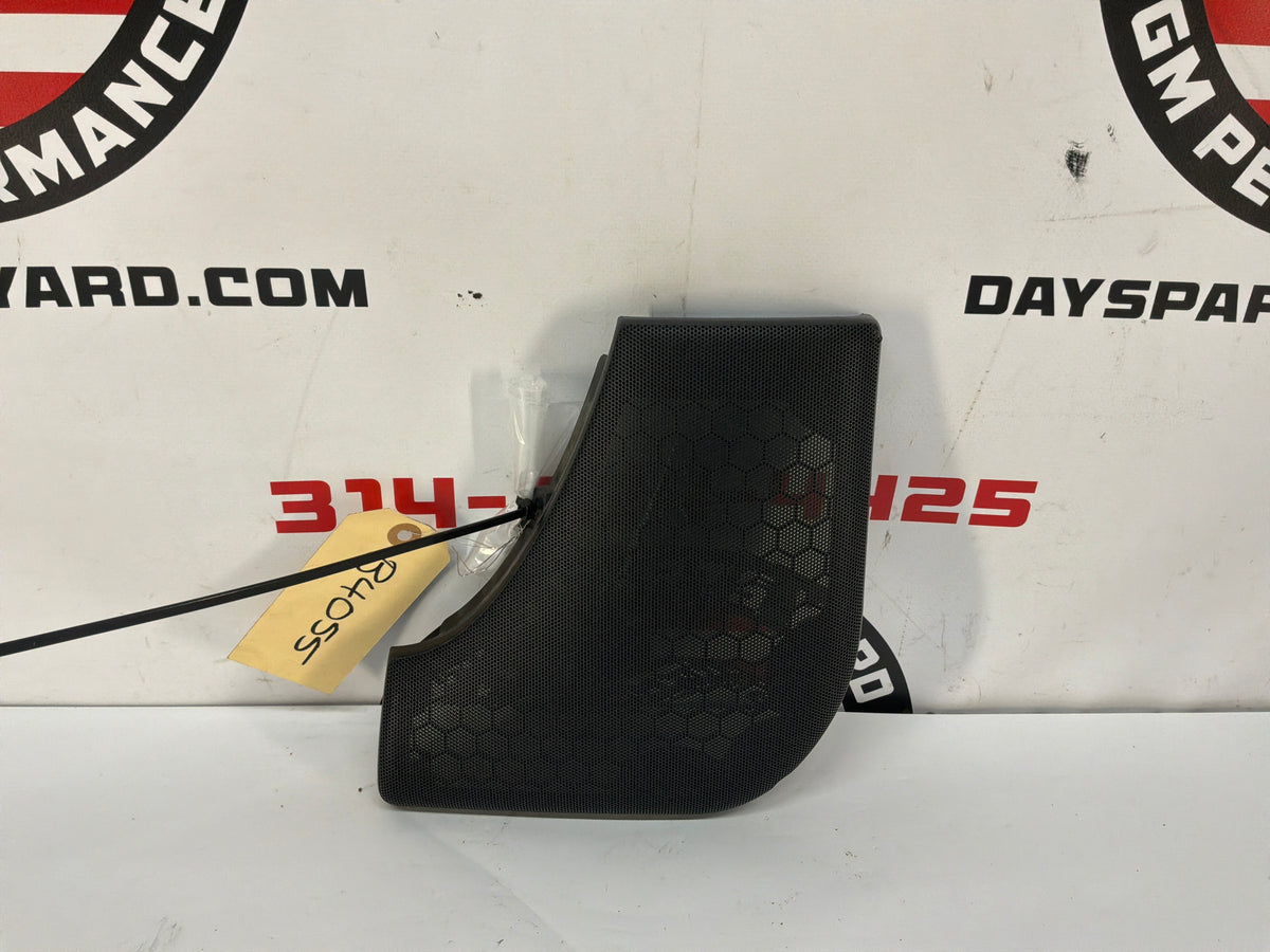 2006 Pontiac GTO LH Driver Front Door Panel Speaker Grill Stock OEM