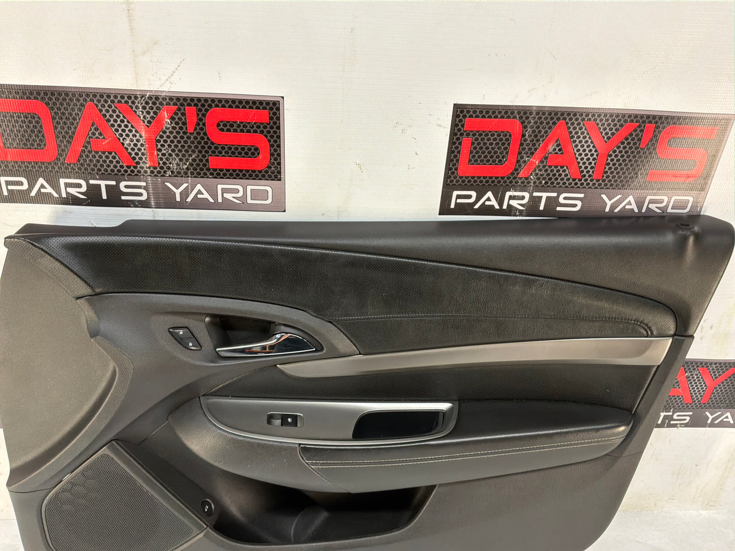 2014 Chevy Caprice PPV RH Passenger Front Door Panel OEM