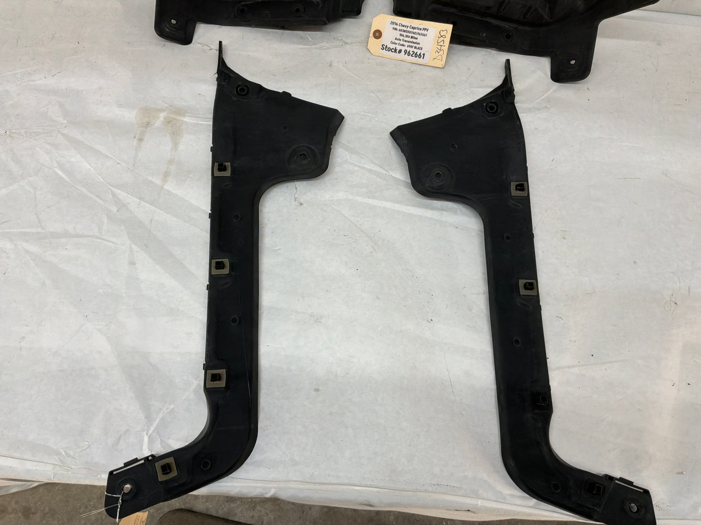 Bumper brackets - Day's Parts Yard