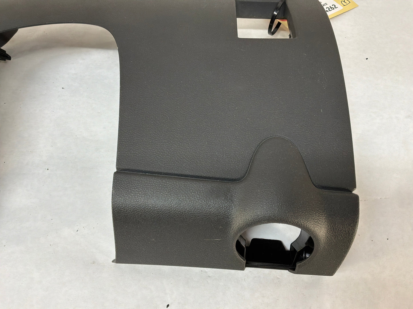 2008 Pontiac G8 GT LH Driver Knee Bolster Lower Dash Column Cover Trim Panel OEM