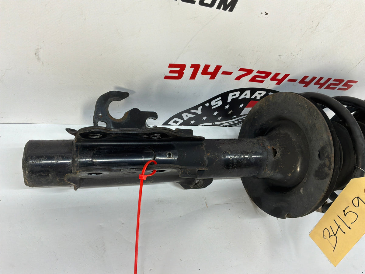 2014 Chevy SS Sedan RH Passenger Front Strut Assembly OEM