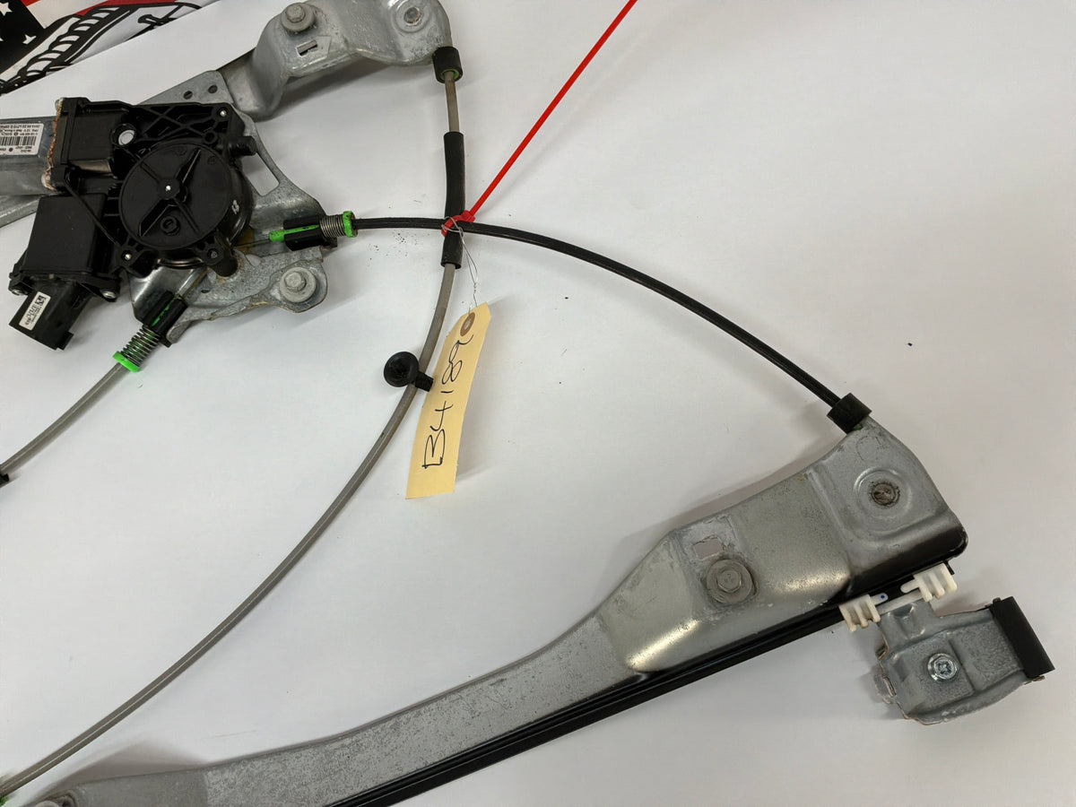 2014 Chevy SS Sedan RH Passenger Front Window Regulator Motor OEM