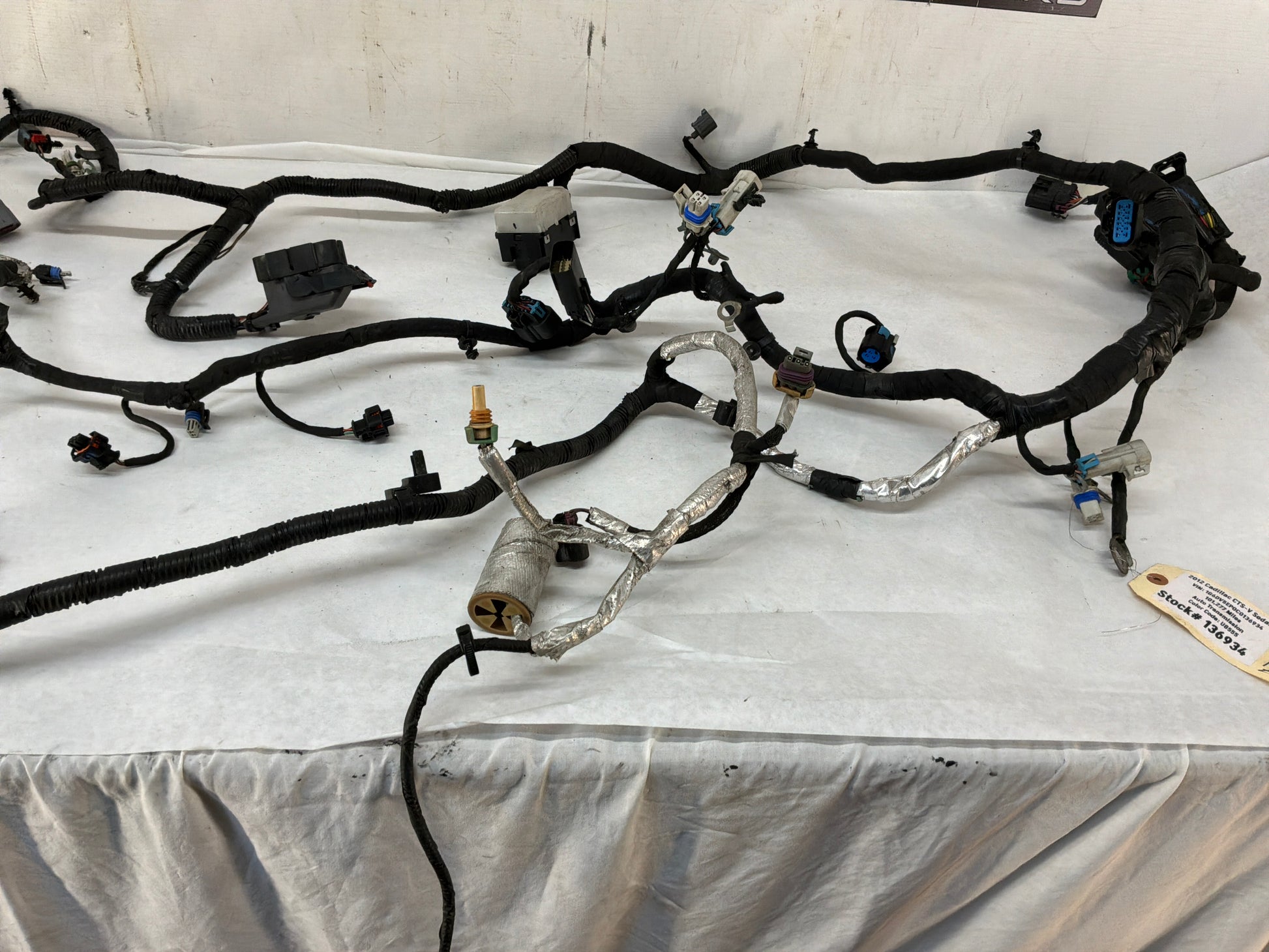 Engine transmission harness - Day's Parts Yard