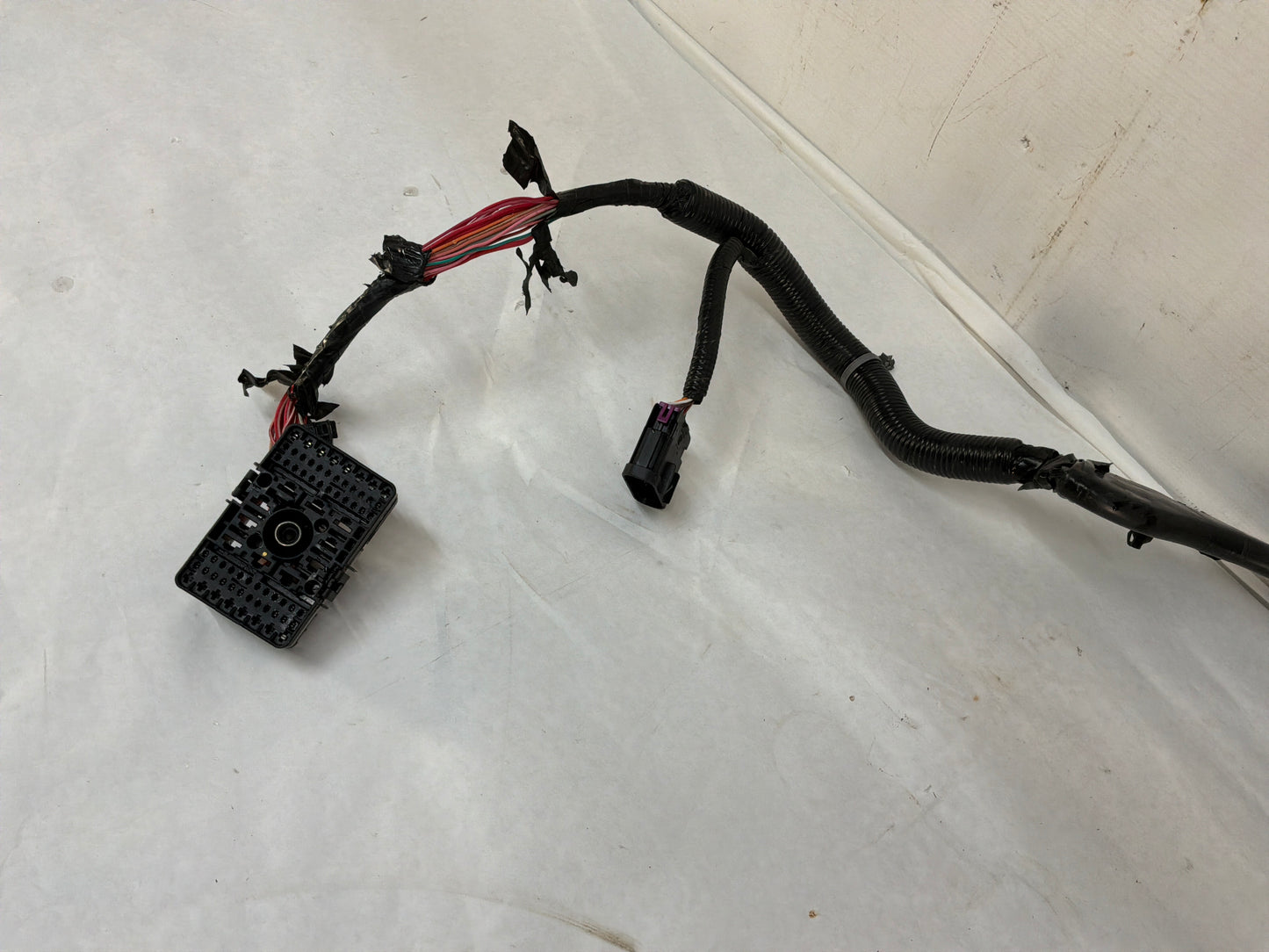 2013 Chevy Camaro Engine Bay Fuse Box Block Wire Wiring Harness OEM