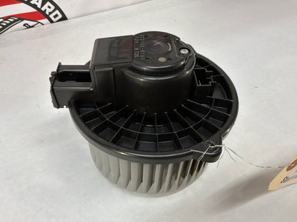 2017 Chevy SS Sedan HVAC Blower Motor OEM