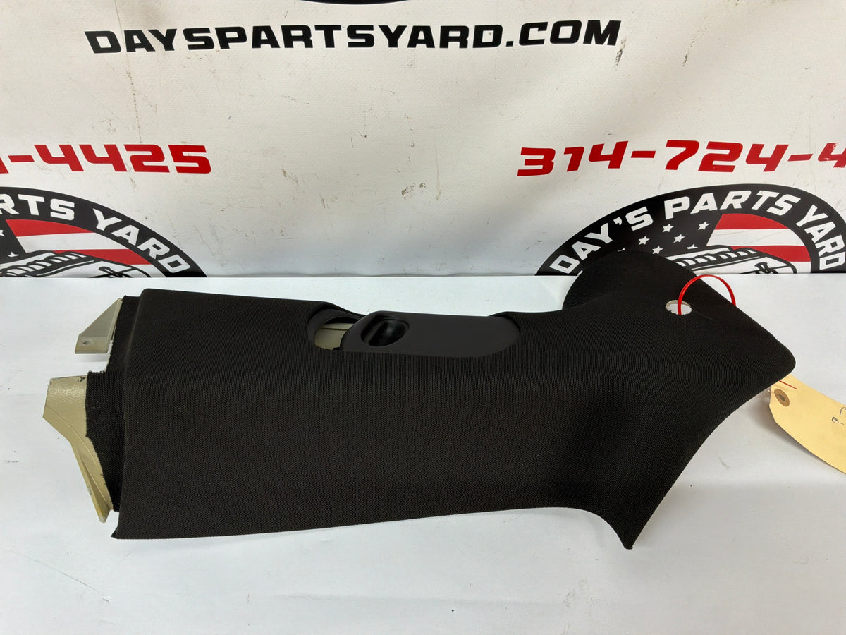 2006 Pontiac GTO RH & LH Interior Upper B Pillar Seat Belt Trim Panel Moldings OEM