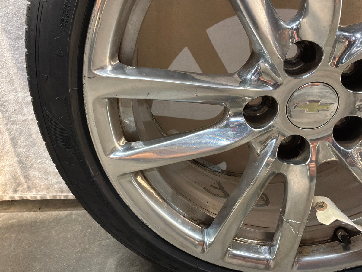 2014 Chevy SS Sedan Wheels Rim & Tires 19x8.5 & 19x9 275/35/19 245/40/19