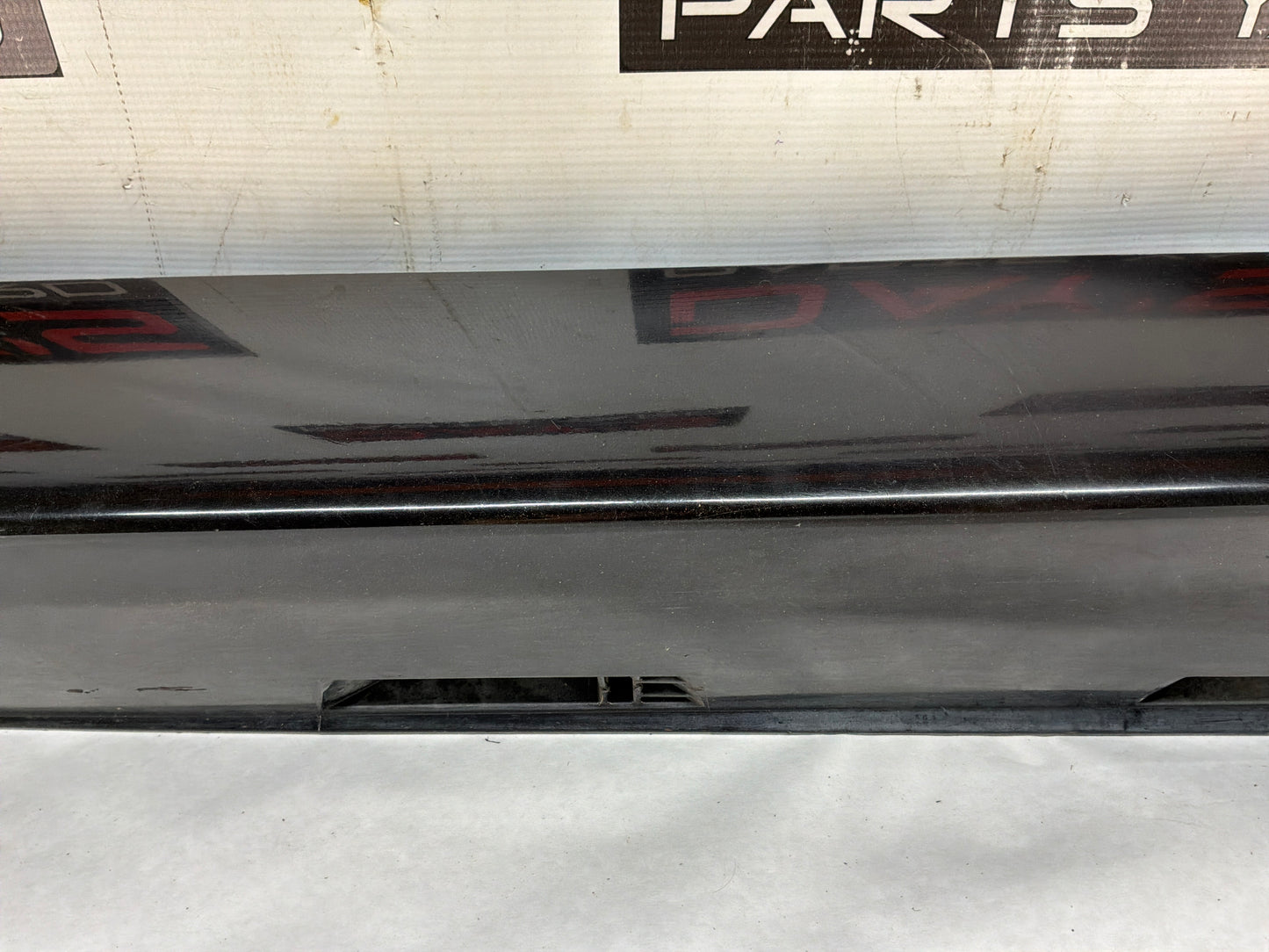 2008 Pontiac G8 GT RH Passenger Rocker Molding Side Skirt Panel Trim Black OEM