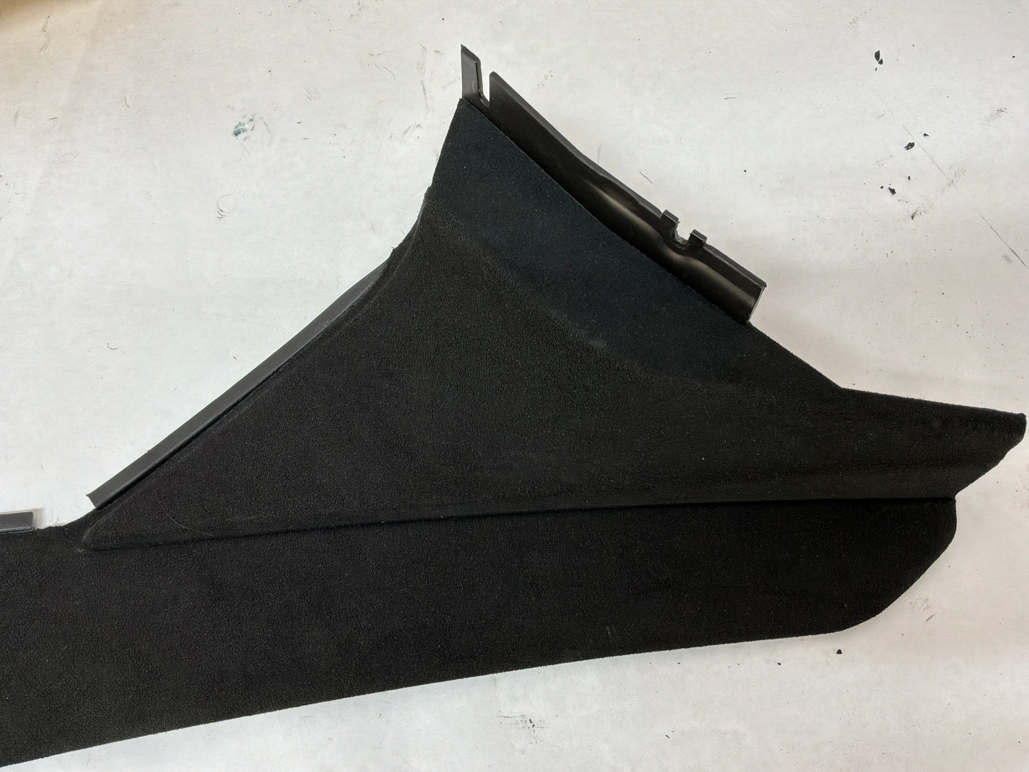2005 Pontiac GTO RH & LH Console Interior Black Suede Trim Panels OEM