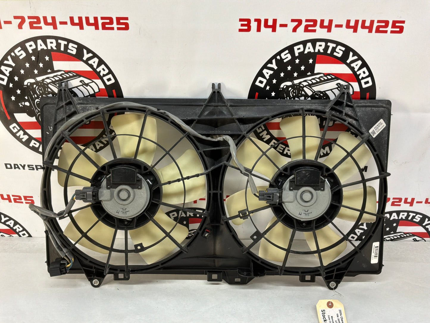 2014 Chevy Camaro SS Dual Radiator Cooling Fans Assembly OEM