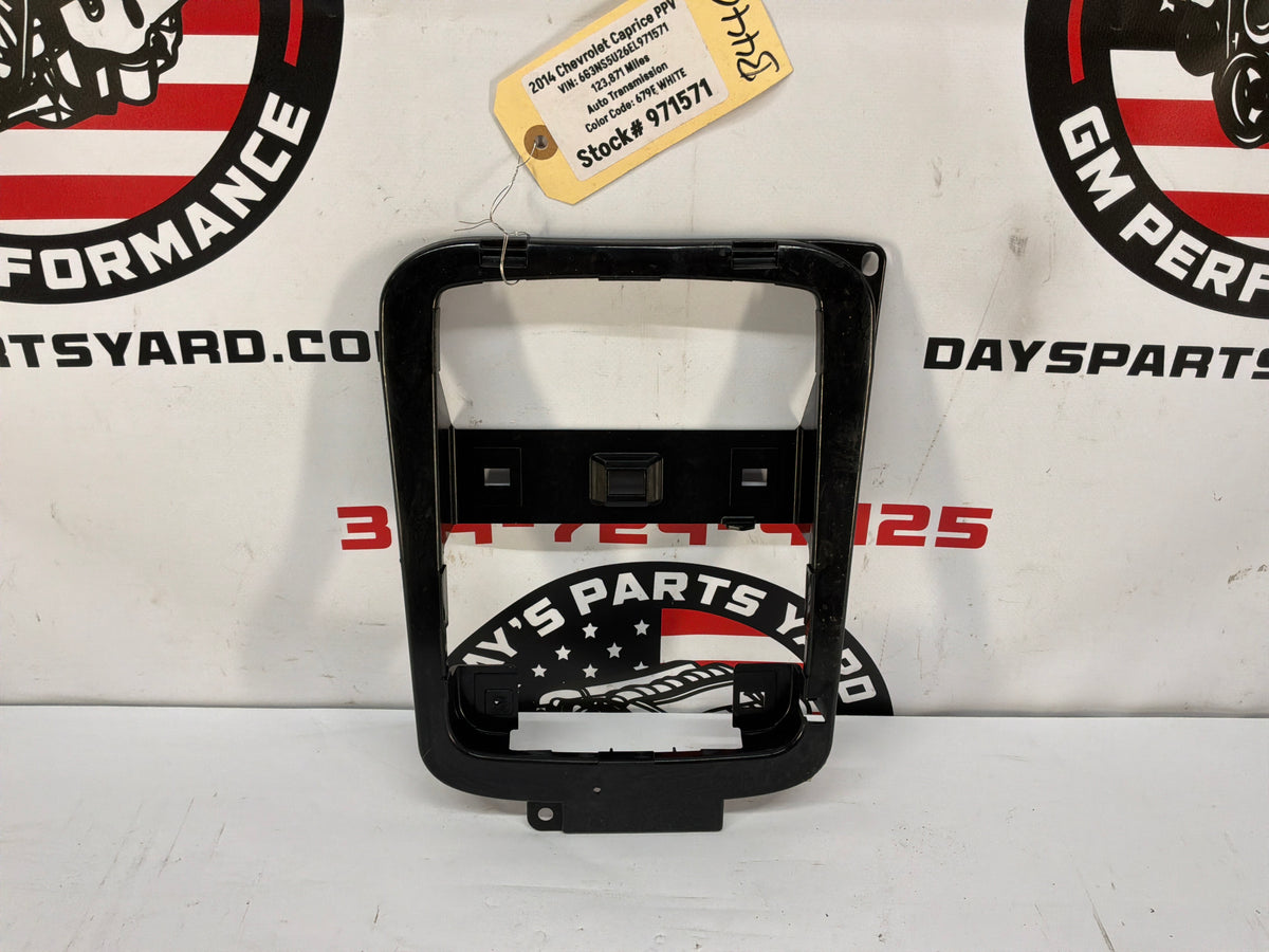 2014 Chevy Caprice PPV Over Head Console Dome Light Frame Bracket Brace Bezel OEM