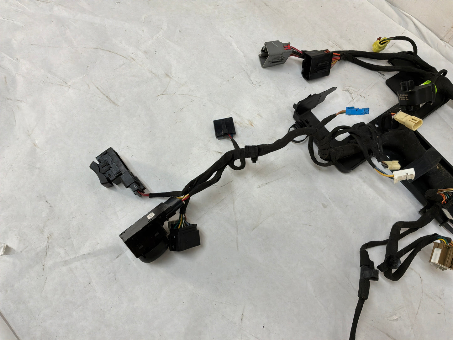 Seat harness - Day's Parts Yard