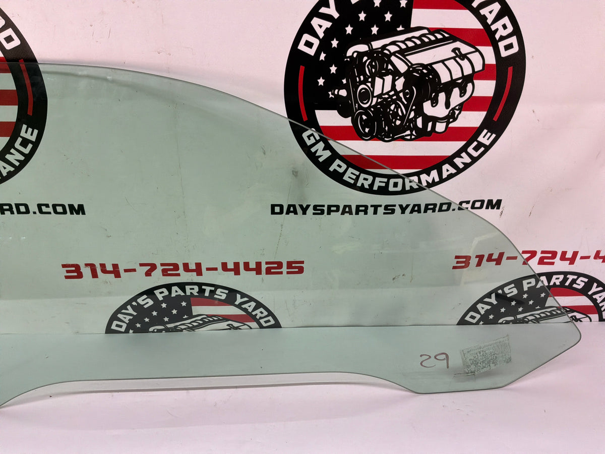 2002 Chevy C5 Corvette Convertible  RH Passenger Front Door Window Glass OEM