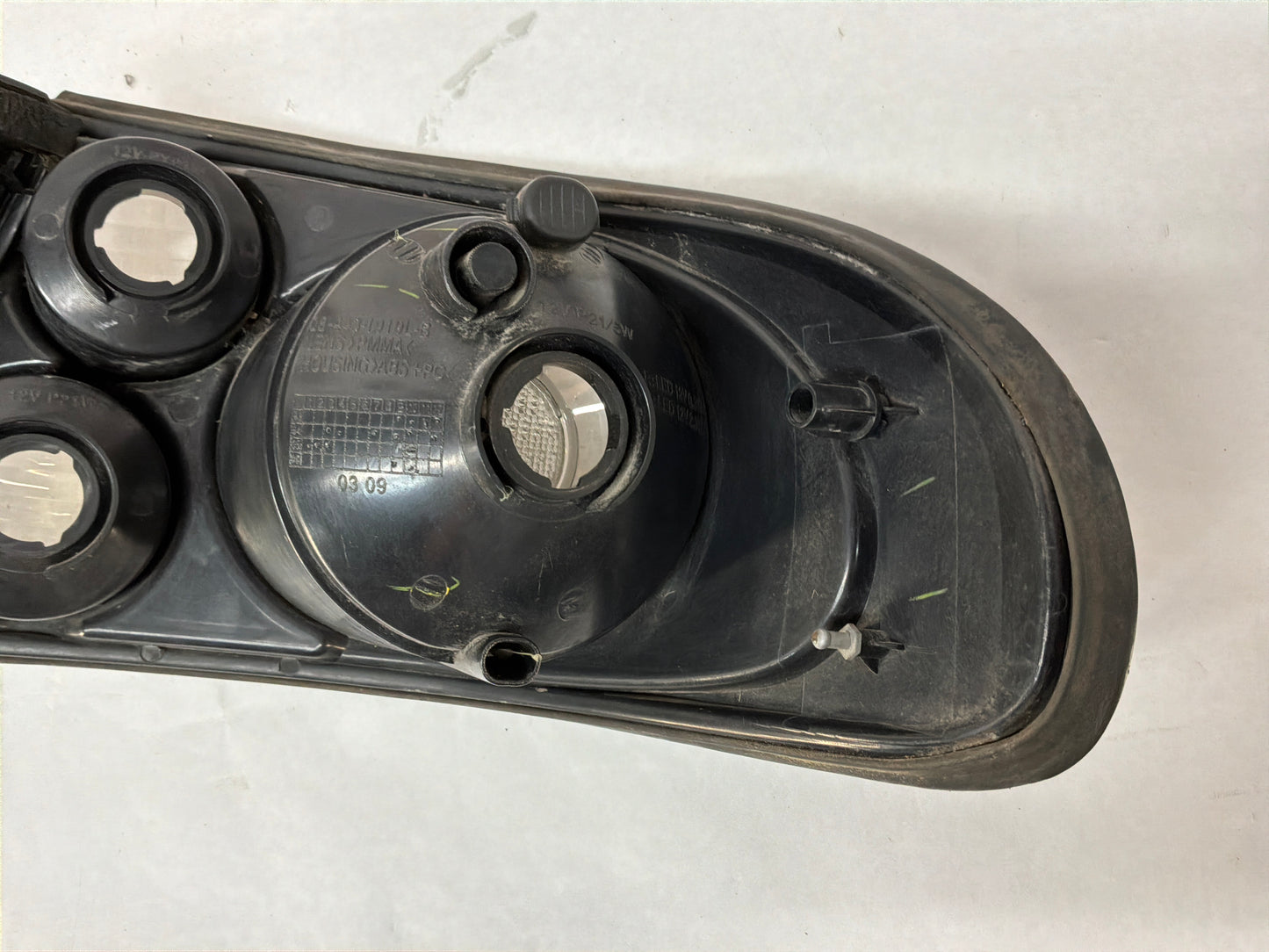 2004 Pontiac GTO RH & LH Aftermarket DEPO Clear Lens Taillight Tail Light Lamps